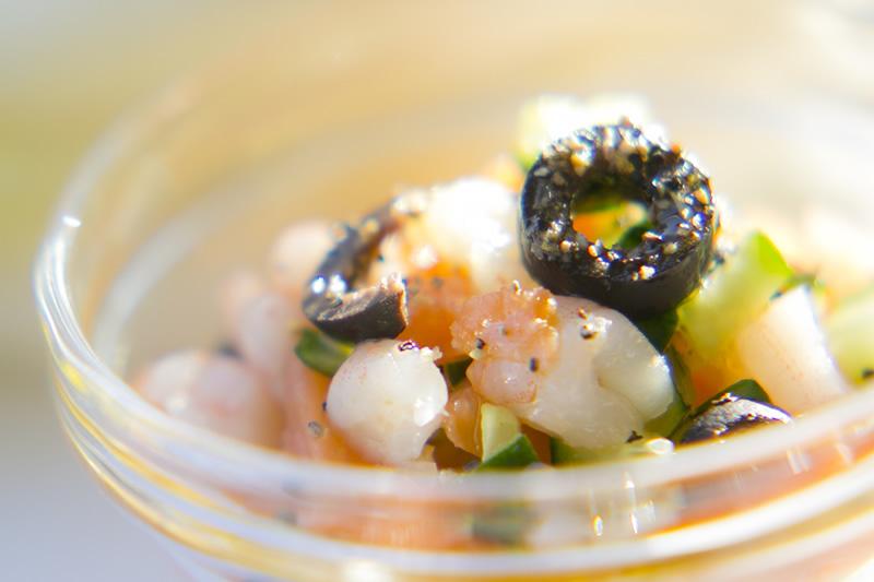 刻みマリネはチコリにのせて